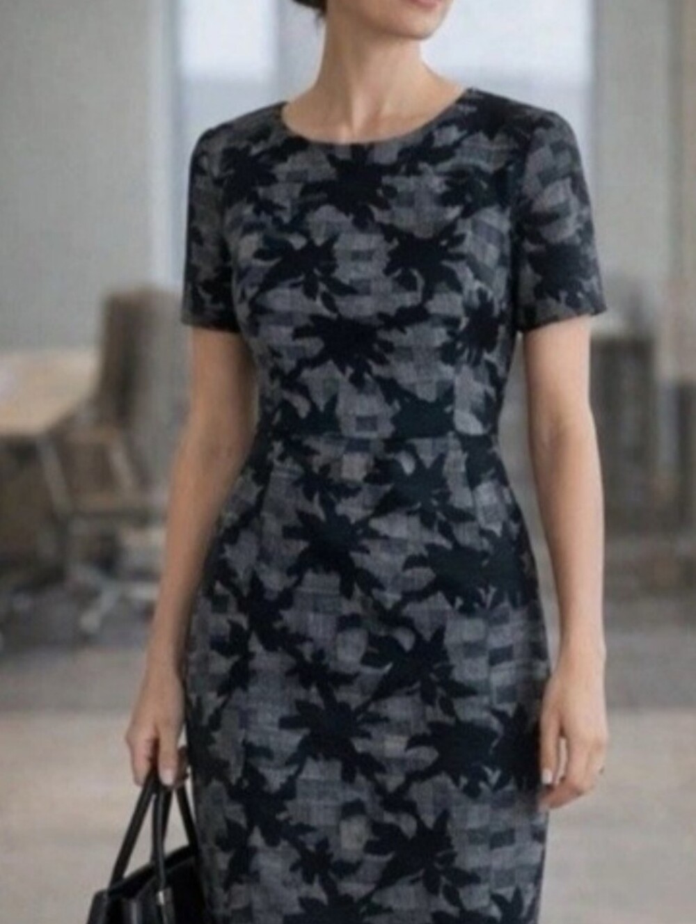Brooks Brothers Gray Plaid With Black Floral Sheath Dress Sz8 Knee Length Career